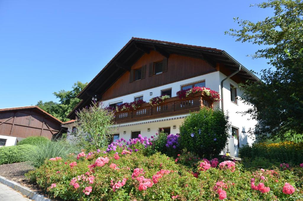 Gästehaus Wildgehege - Apartment With Terrace