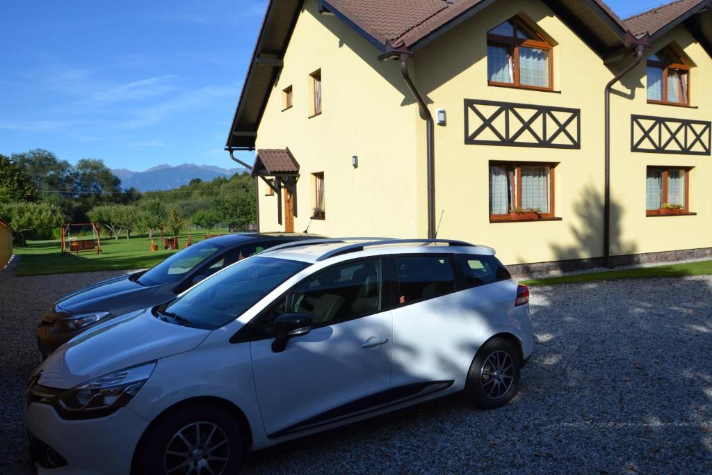 Budova, kde se aparthotel nachází