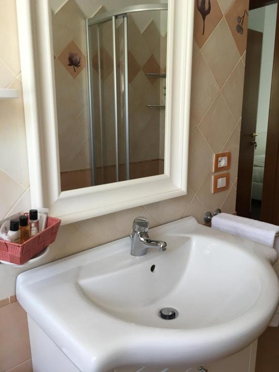 Koupelna v ubytování B&B Capo Le Vigne