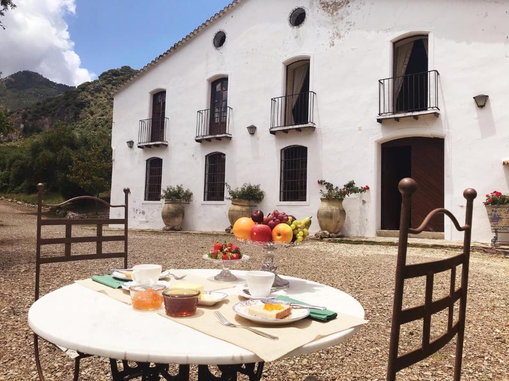Casas y chalets Eva Recommends Hacienda Parque Nacional Grazalema en Grazalema, Andalucía