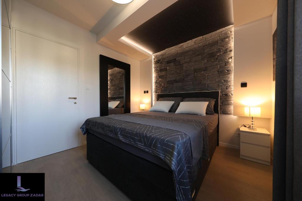 Posteľ alebo postele v izbe v ubytovaní Legacy Marine2 - Zadar, Luxury Suites