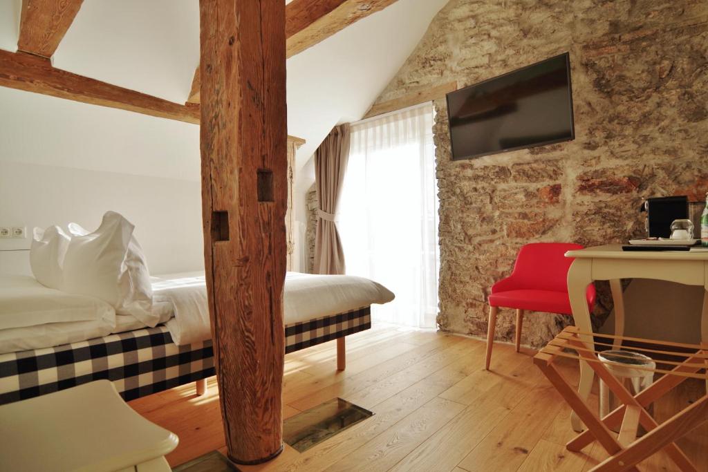 TV a/nebo společenská místnost v ubytování Hotel Regent Tallinn