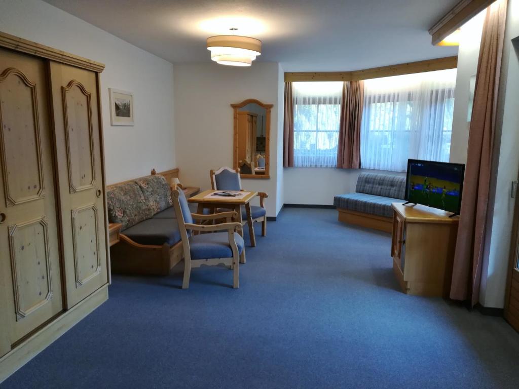 TV a/nebo společenská místnost v ubytování Mehlerhof