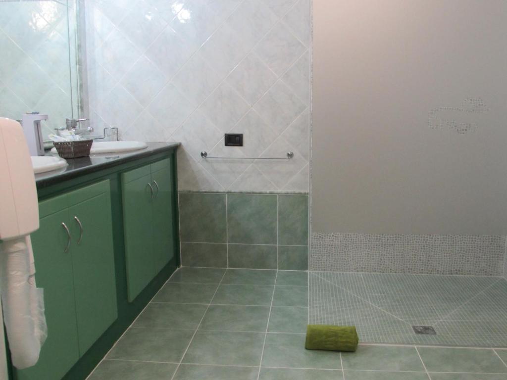 Koupelna v ubytování B&B CryAgo