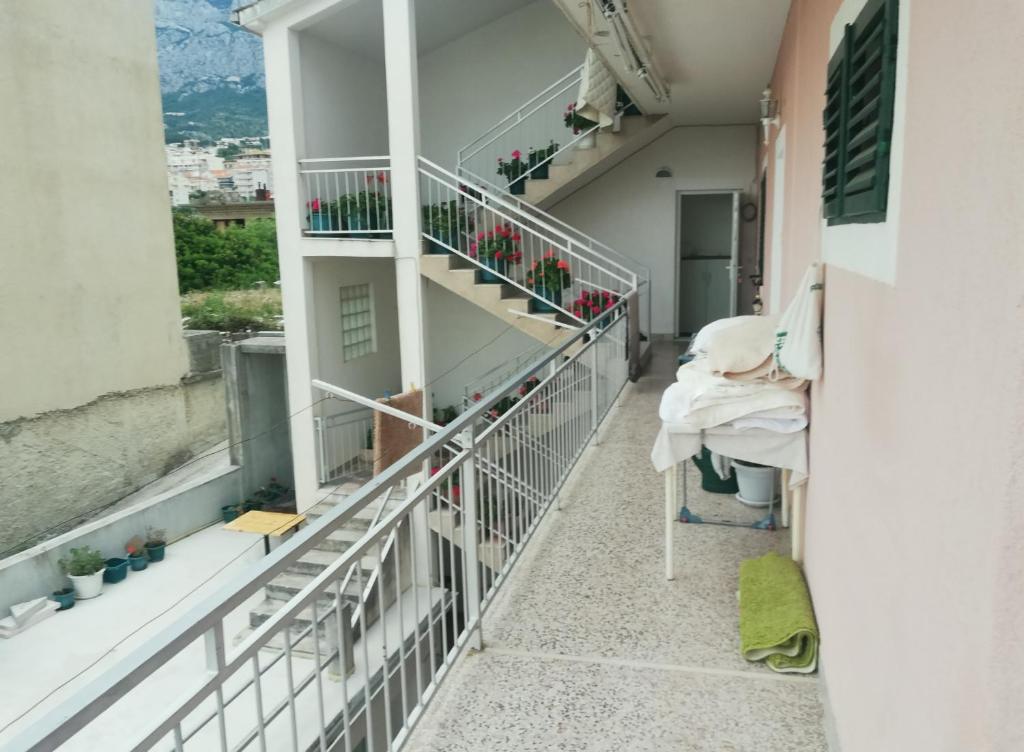 Balkón nebo terasa v ubytování Apartments Villa Ravlić