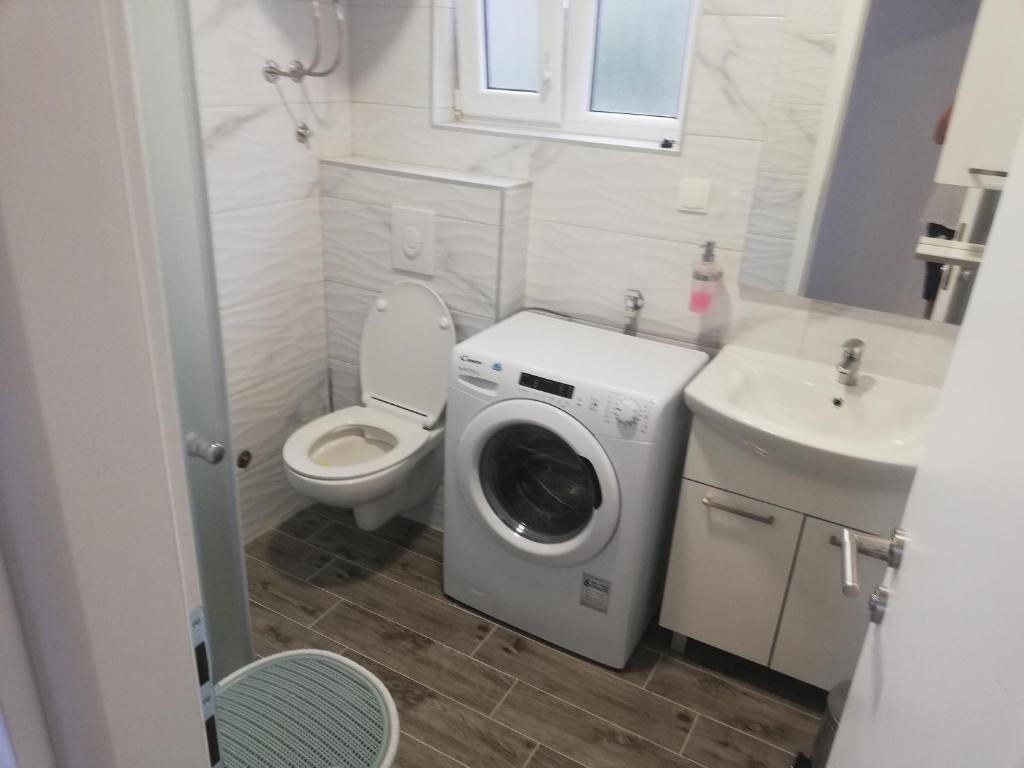 Koupelna v ubytování Apartments Villa Ravlić