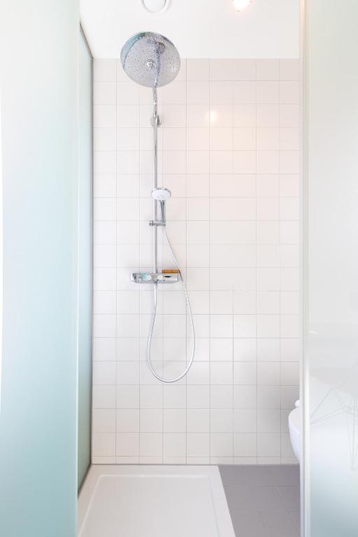 the bellhop - Resim 31