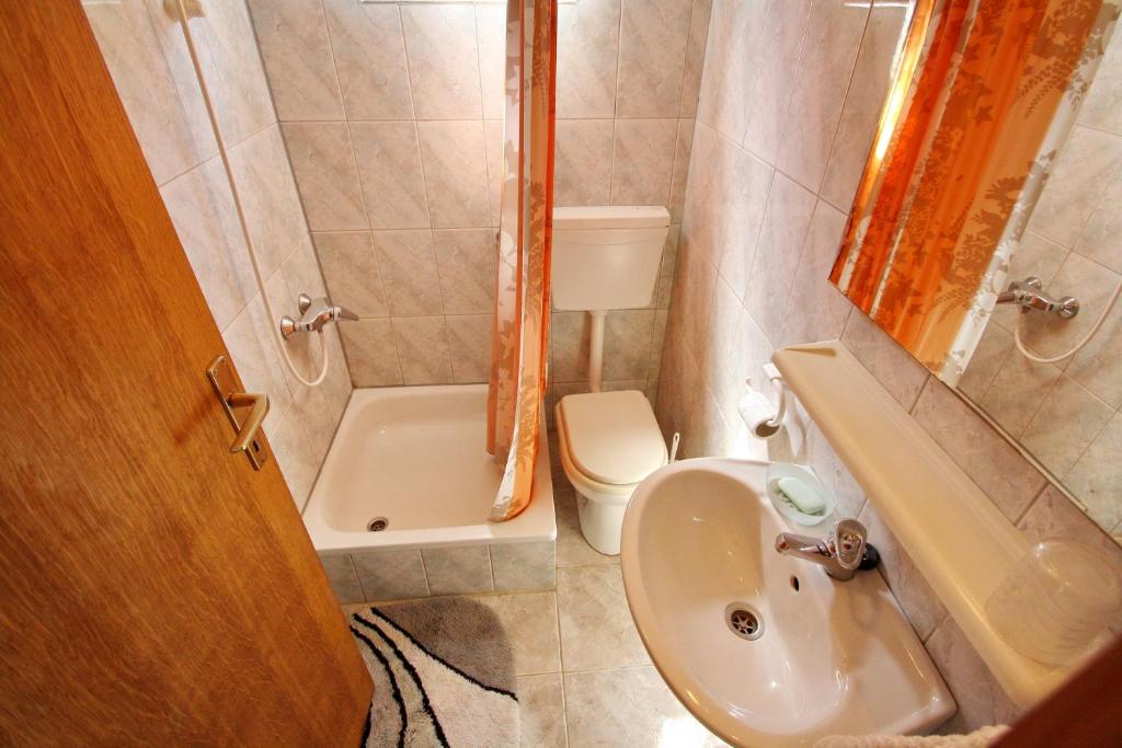 Kúpeľňa v ubytovaní Apartments Lemeš
