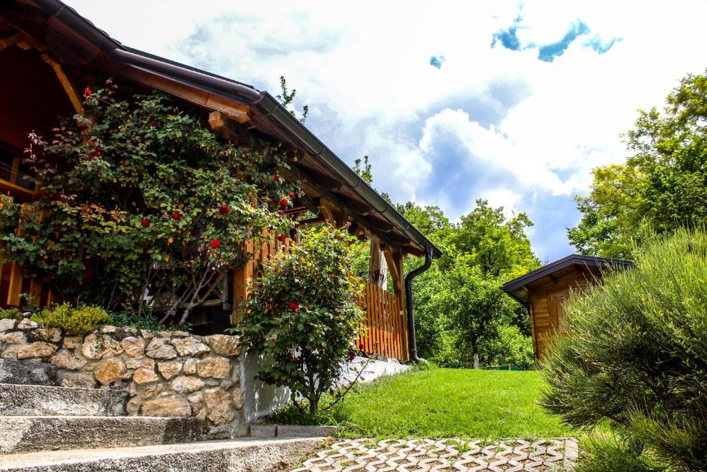 Zahrada ubytování Kuca za odmor Hiza i Vila