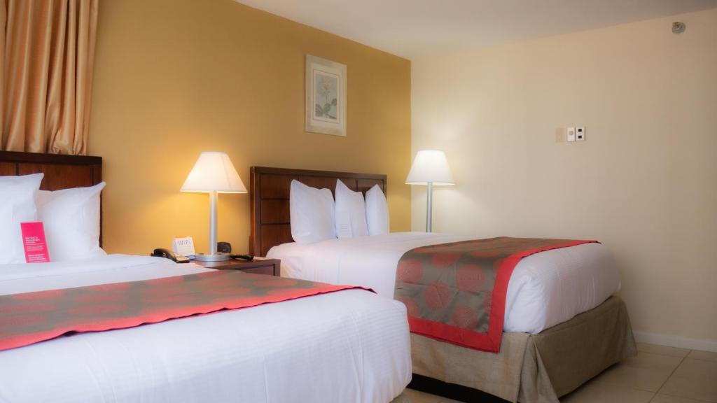 Ramada Plaza by Wyndham Marco Polo Beach Resort - 2张大床，不吸烟