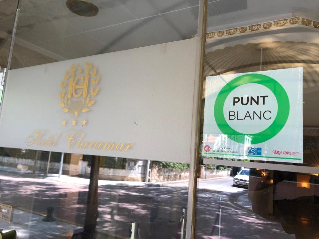 Certifikát, hodnocení, plakát nebo jiný dokument vystavený v ubytování Hotel Claramar