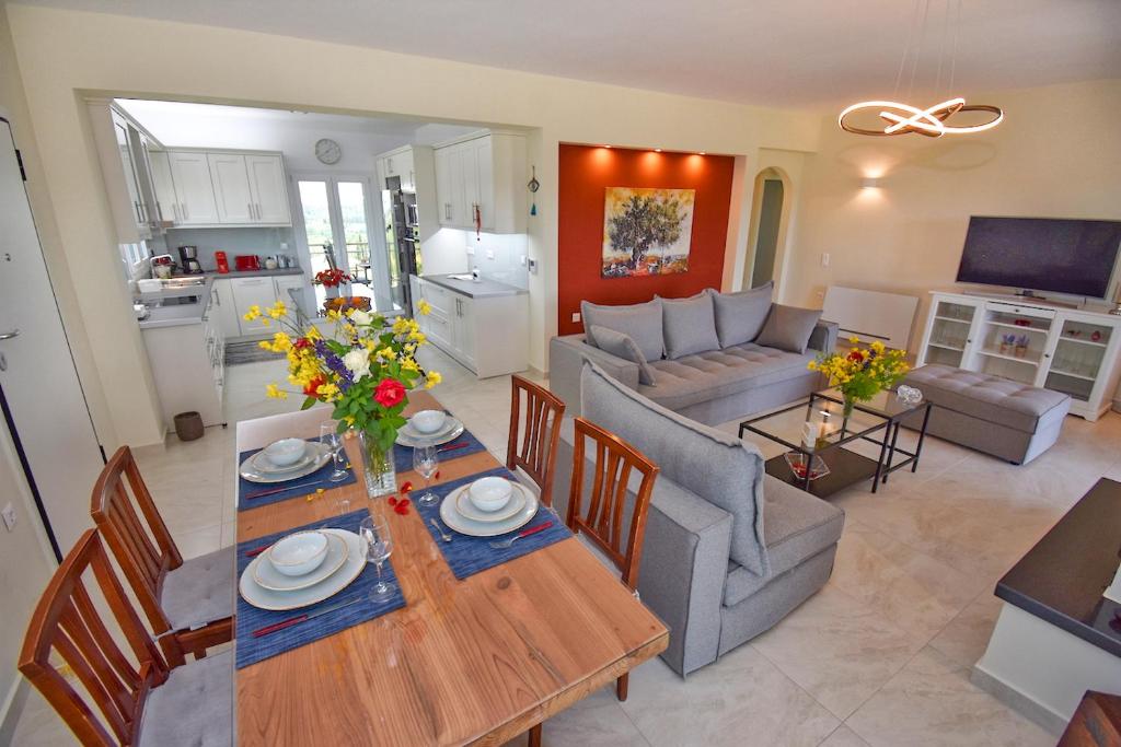A seating area at Villa Caesar