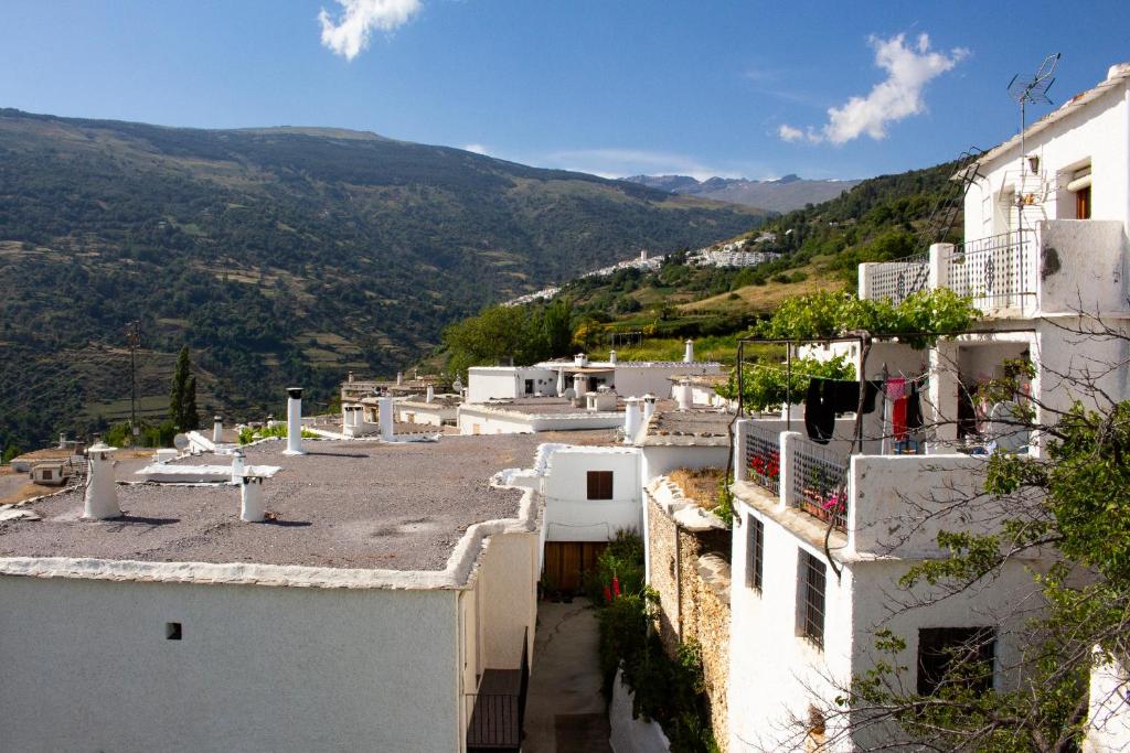 Puerta Bubión Apartamentos, Bubión – Updated 2022 Prices