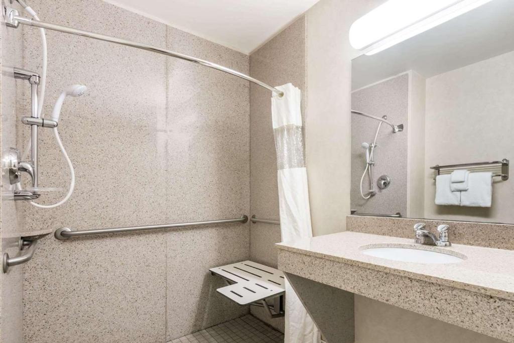 Bagno di Wingate by Wyndham Moab