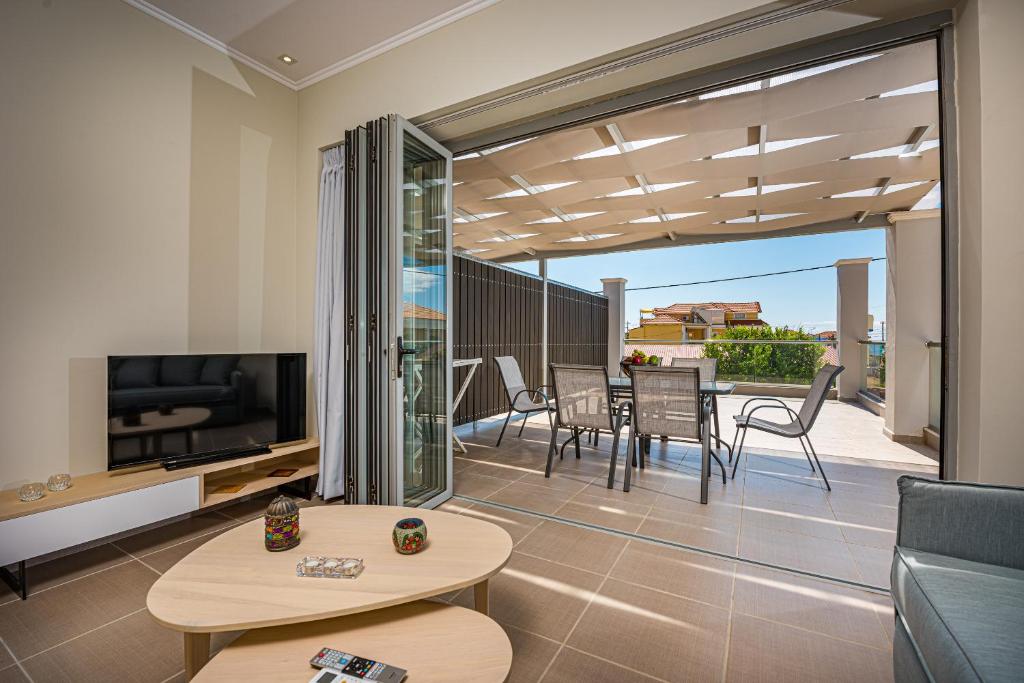 TV a/nebo společenská místnost v ubytování Metsovo Big Apts