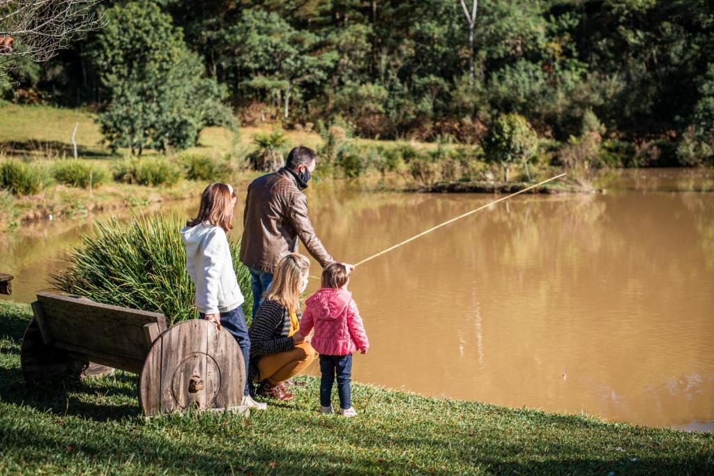 Chalés Família Fioreze  Chalés Família Fioreze