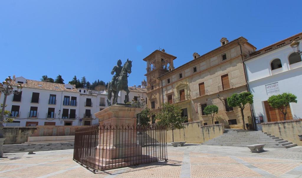 ENCARNACION 14 apartamento SANTA (España Antequera) - Booking.com