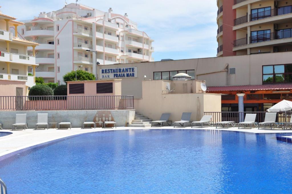 Piscina en o cerca de Praia Mar II