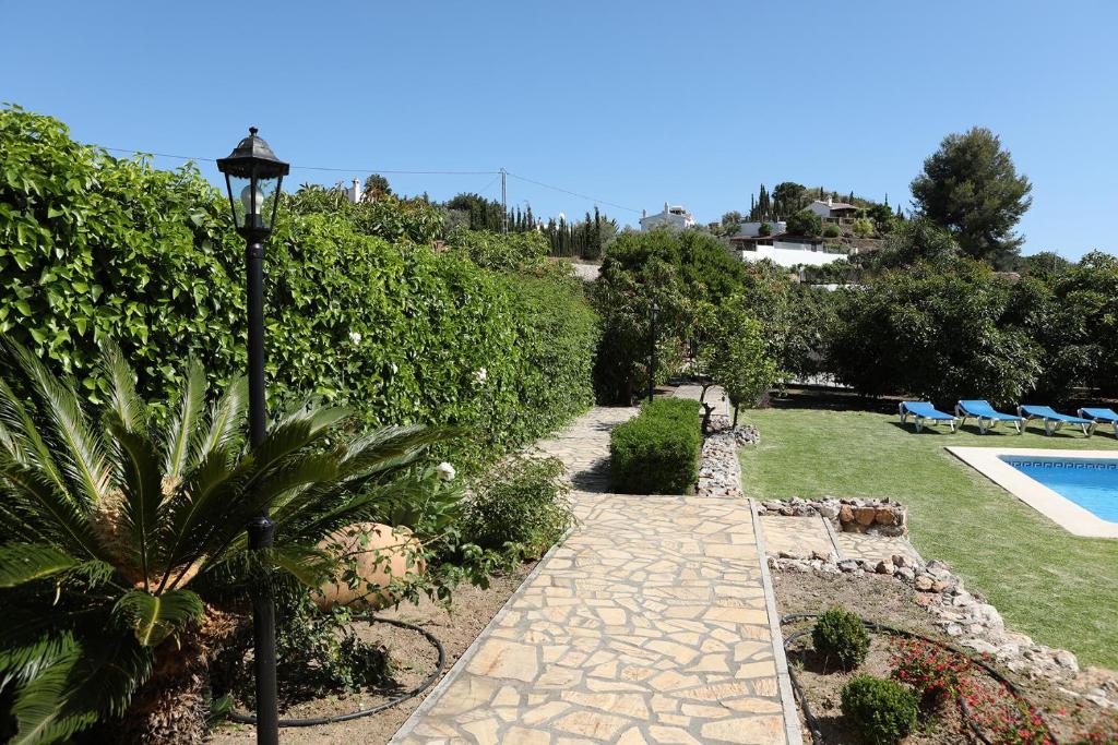 Bazén v ubytování Villa las Tinajas Luxury nebo v jeho okolí