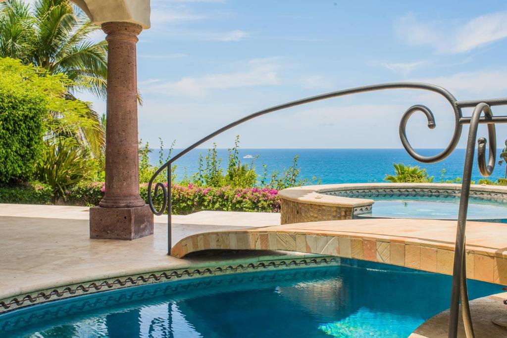 Casa Lieber - Luxury Estate Steps from the Sea of Cortez Shore - Sleeps 8