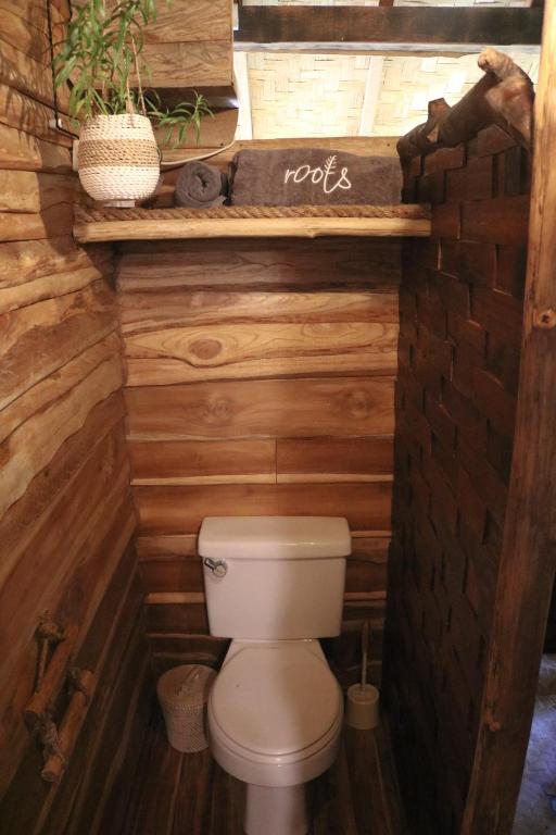 Roots Tree House - 8