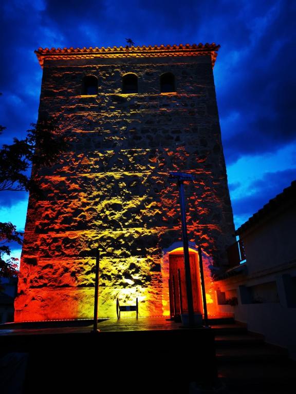 TORREÓN DE LA TERCIA - Villa De Luxe
