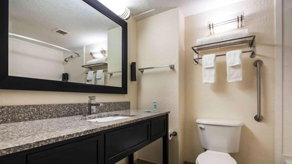 Best Western Mulberry Hotel - Queen Room - Non-Smoking