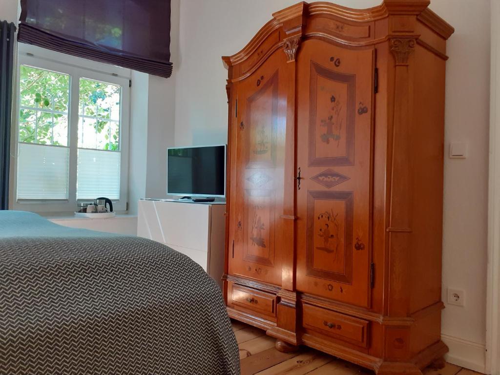 Villa Friedenstraße 11 - Double Room With Garden View