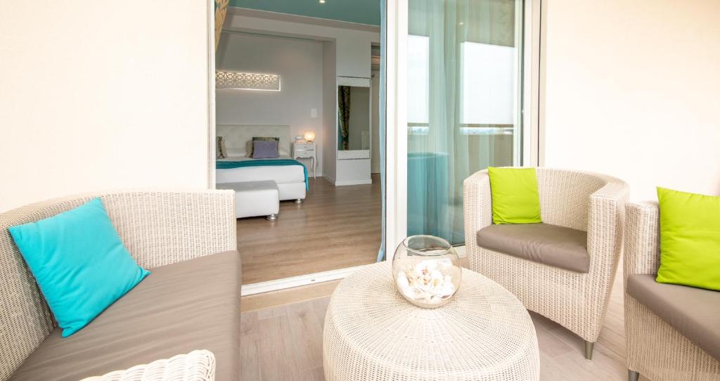 Posezení v ubytování Hotel Carlton