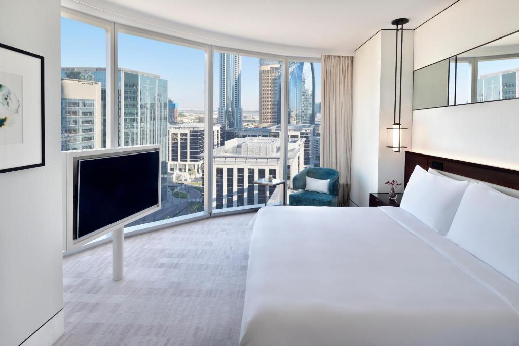Postel nebo postele na pokoji v ubytování Address Sky View, Downtown Dubai
