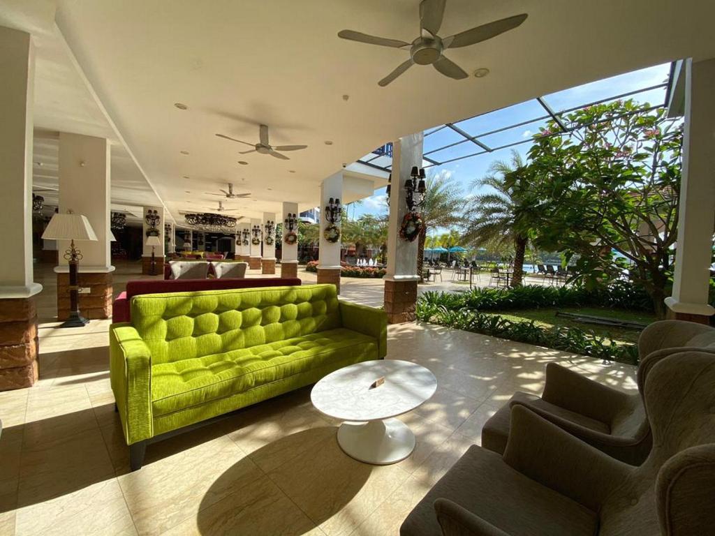 Posezení v ubytování Dayang Bay Resort Langkawi