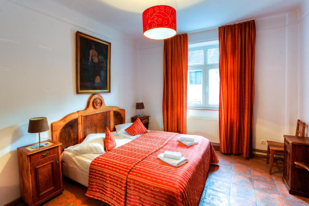 House of Dragons Apartments - Apartamento De Dos Dormitorios