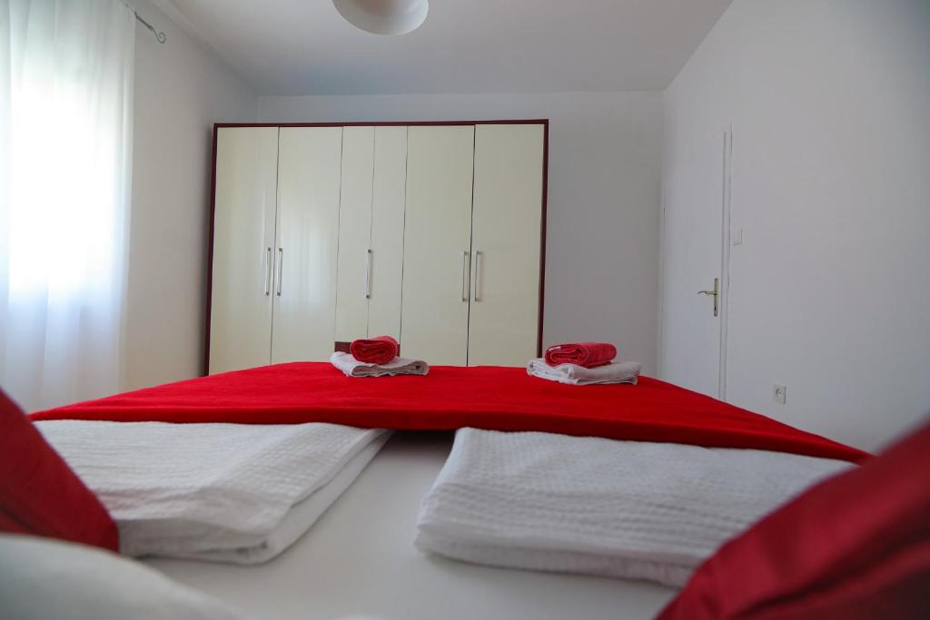 Posteľ alebo postele v izbe v ubytovaní Apartment Jardin with free cowered parking