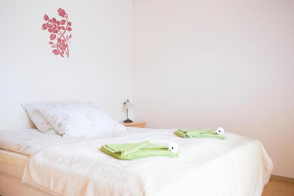 Posteľ alebo postele v izbe v ubytovaní Willa u Bohuna Jacuzzi & Sauna