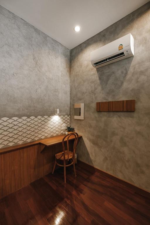 Hidden Garden Hostel - 9