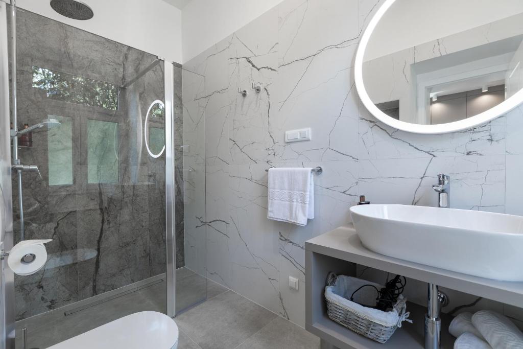 Koupelna v ubytování Green Park Luxury Rooms