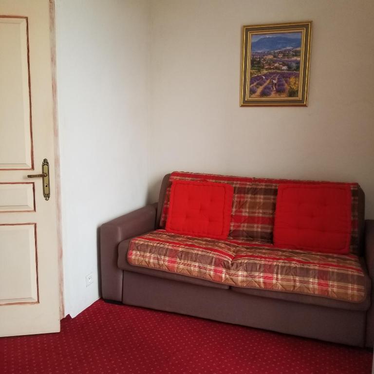 Posezení v ubytování Logis hôtel du terreau