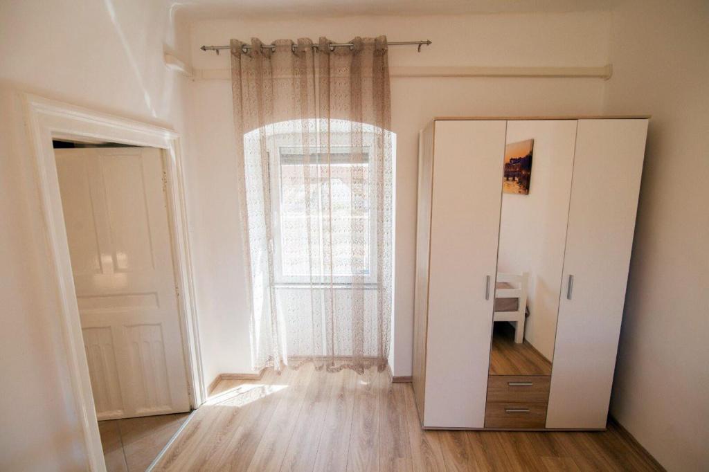 Zdjęcie z galerii obiektu Holiday home with two sleeping rooms, pets Willkommen w Puli