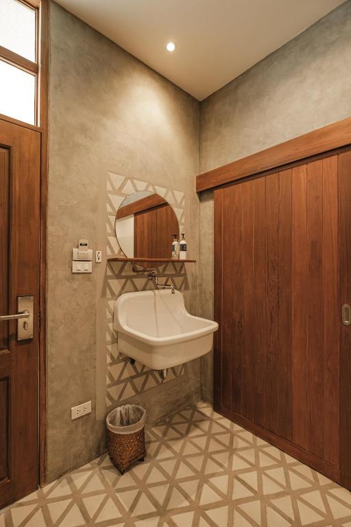 Hidden Garden Hostel - 18