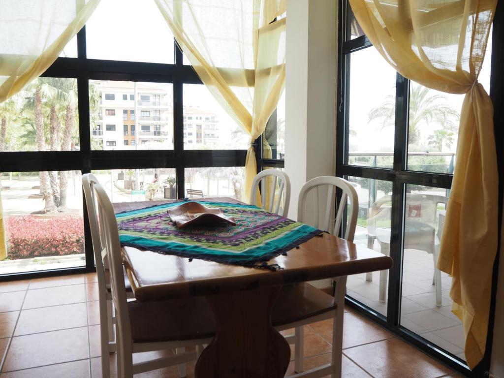 Fotografie z fotogalerie ubytování NINFA Apartamento con balcón ideal familias con vistas al mar v destinaci Pineda de Mar