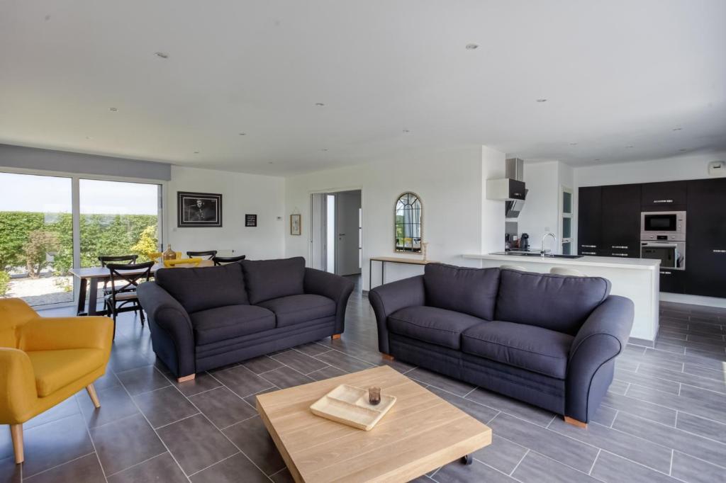 La Fauconnière - Three-Bedroom House