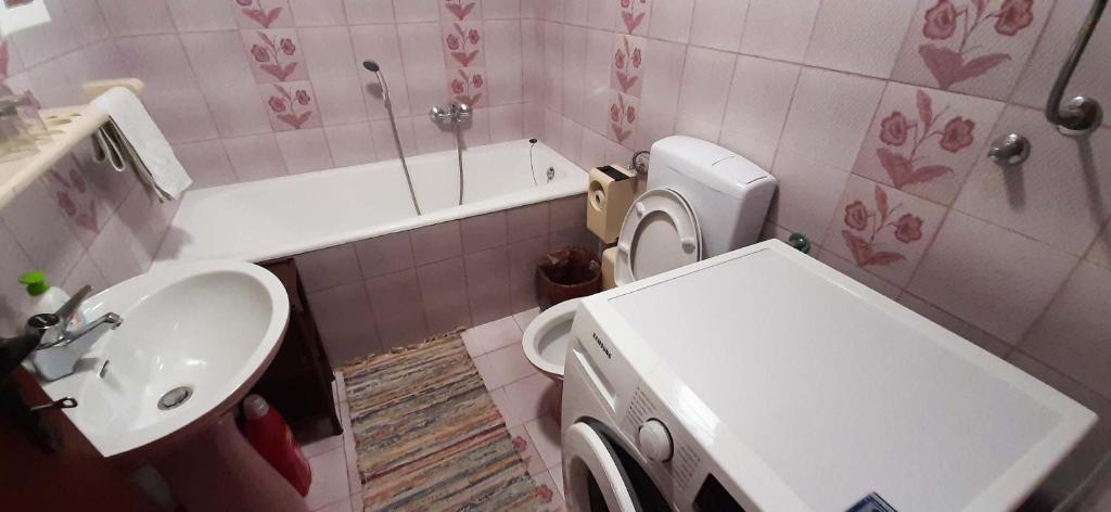 Koupelna v ubytování Rooms N&M