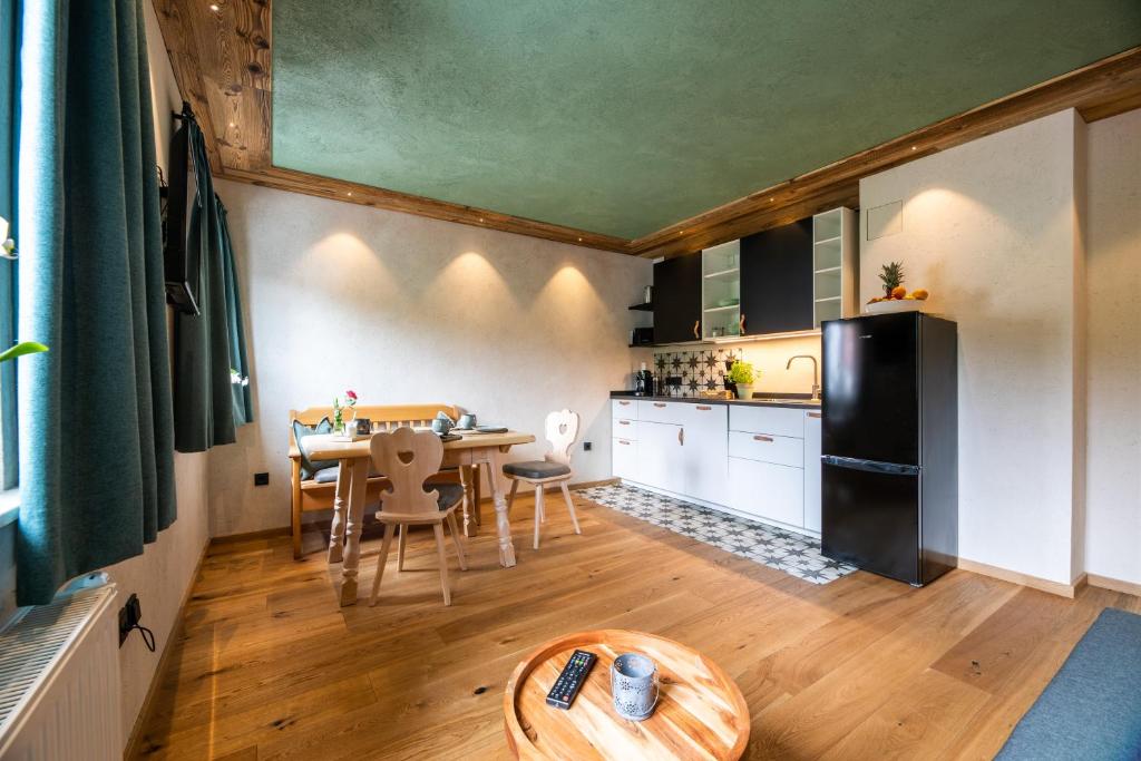 Kuchyň nebo kuchyňský kout v ubytování Gästehaus Richter