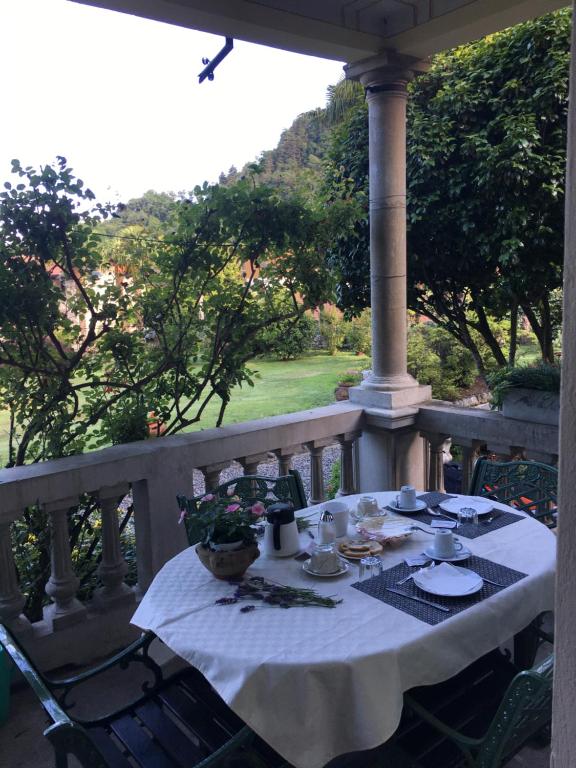 Nespecifikovaný výhled na hory nebo výhled na hory při pohledu z bed and breakfast
