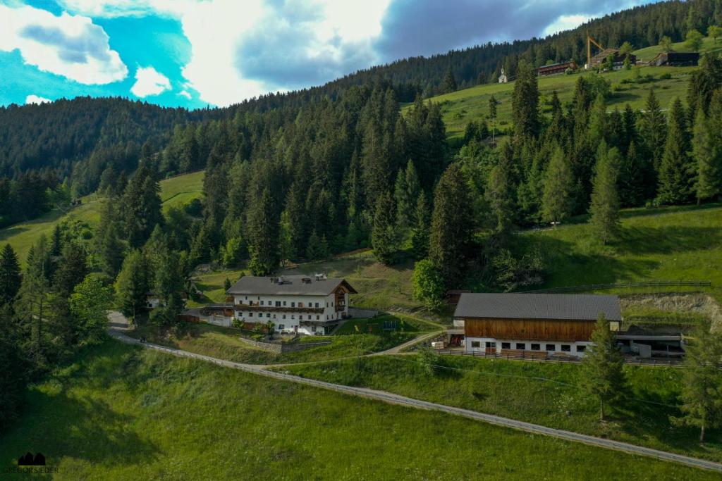 Fotografia z galérie ubytovania Wegscheiderhof v destinácii Dobbiaco