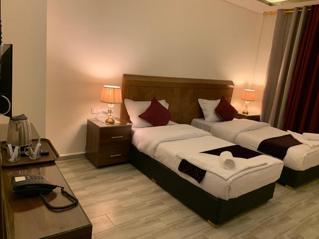Petra Sky Hotel - 