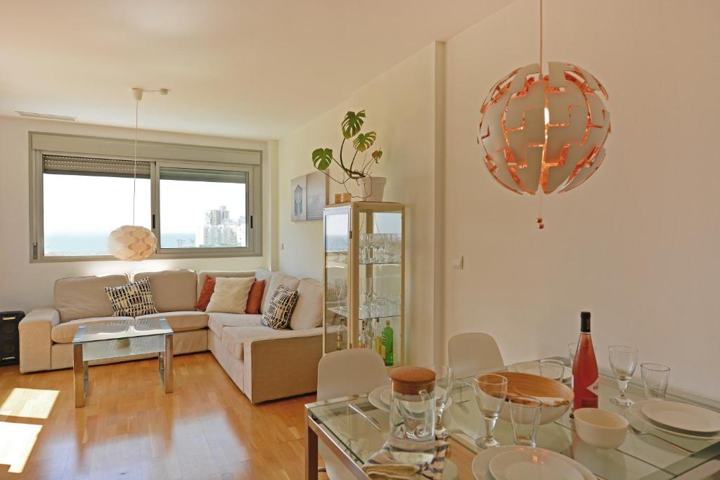 Apartment Luxury Beachfront Penthouse, El Campello, Spain ...