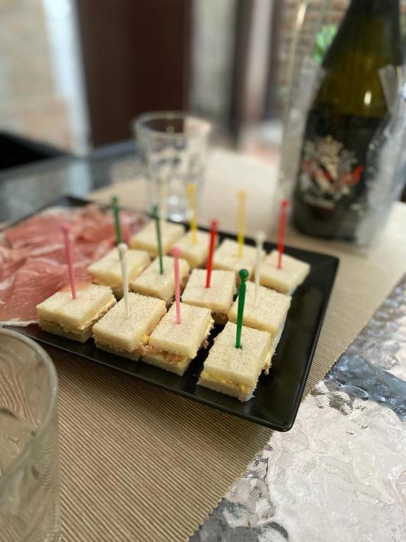 Jedzenie w pensjonacie lub w pobliżu