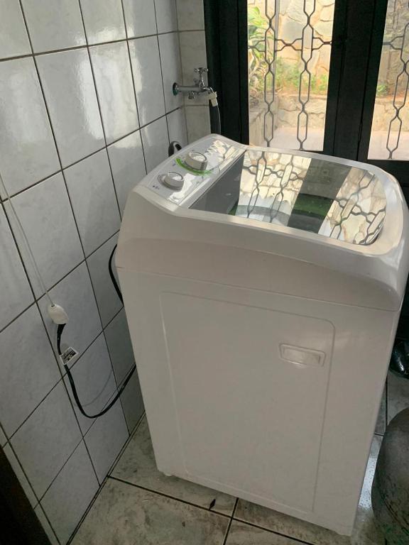  Sobrado Incrível! 5 QUARTOS com ar split e TV! A 10metros do Oliveiras Place!