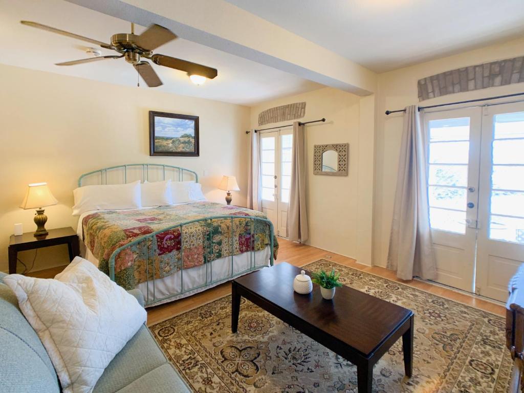 Schmitz Bed & Breakfast - Studio Apartment